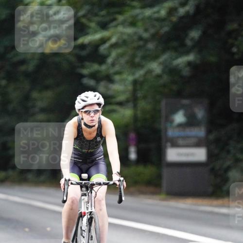 14.09.2025 - Stadtparktriathlon Michael Burmester http://msf.ph/oto/8907507 14.09.2025 09:19:48 Radfahren 306, 320, 324, 356, 366, 382, 442, 447, 485 meine-sportfotos.de