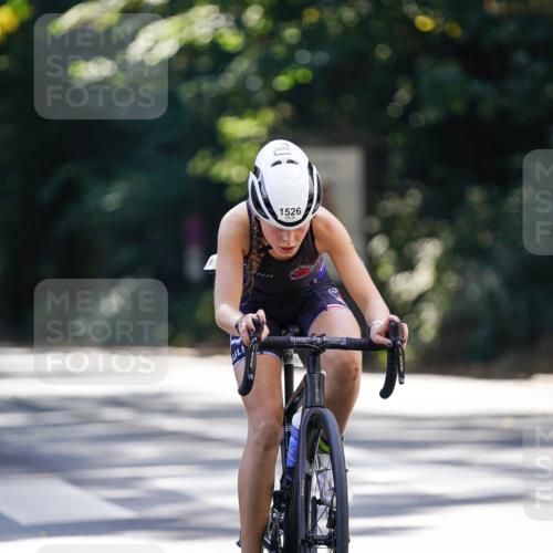 14.09.2025 - Stadtparktriathlon Michael Burmester http://msf.ph/oto/8907513 14.09.2025 13:40:52 Radfahren 1523, 1526, 1559 meine-sportfotos.de
