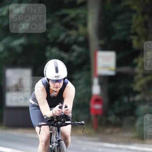 14.09.2025 - Stadtparktriathlon Michael Burmester http://msf.ph/oto/8907514 14.09.2025 09:19:54 Radfahren 306, 366, 438, 442, 485 meine-sportfotos.de
