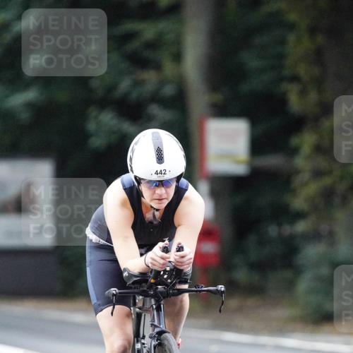 14.09.2025 - Stadtparktriathlon Michael Burmester http://msf.ph/oto/8907516 14.09.2025 09:19:54 Radfahren 306, 366, 438, 442, 485 meine-sportfotos.de