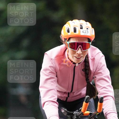 14.09.2025 - Stadtparktriathlon Michael Burmester http://msf.ph/oto/8907539 14.09.2025 09:20:08 Radfahren 333, 368, 423, 503, 505 meine-sportfotos.de