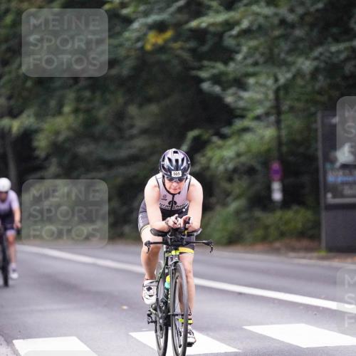 14.09.2025 - Stadtparktriathlon Michael Burmester http://msf.ph/oto/8907547 14.09.2025 09:20:15 Radfahren 368, 469, 505, 506 meine-sportfotos.de