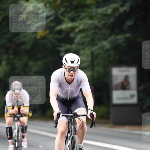14.09.2025 - Stadtparktriathlon Michael Burmester http://msf.ph/oto/8907556 14.09.2025 09:20:19 Radfahren 371, 419, 445, 469, 505, 506 meine-sportfotos.de