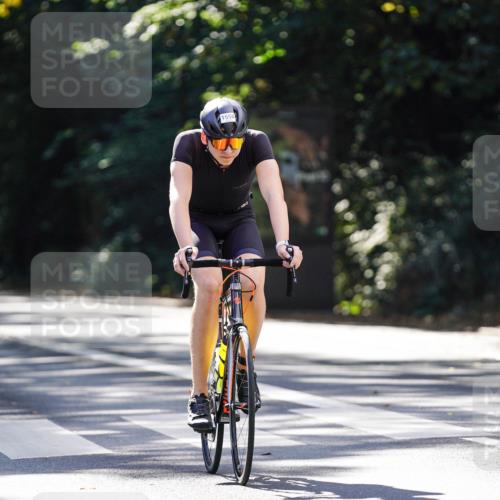 14.09.2025 - Stadtparktriathlon Michael Burmester http://msf.ph/oto/8907557 14.09.2025 13:41:36 Radfahren 1422, 1538, 1558 meine-sportfotos.de
