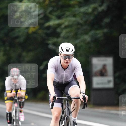 14.09.2025 - Stadtparktriathlon Michael Burmester http://msf.ph/oto/8907558 14.09.2025 09:20:19 Radfahren 371, 419, 445, 469, 505, 506 meine-sportfotos.de