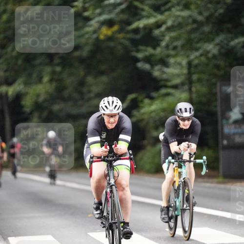 14.09.2025 - Stadtparktriathlon Michael Burmester http://msf.ph/oto/8907571 14.09.2025 09:20:26 Radfahren 301, 318, 326, 340, 345, 347, 359, 363, 370, 371, 373, 381, 389, 419, 445, 506 meine-sportfotos.de