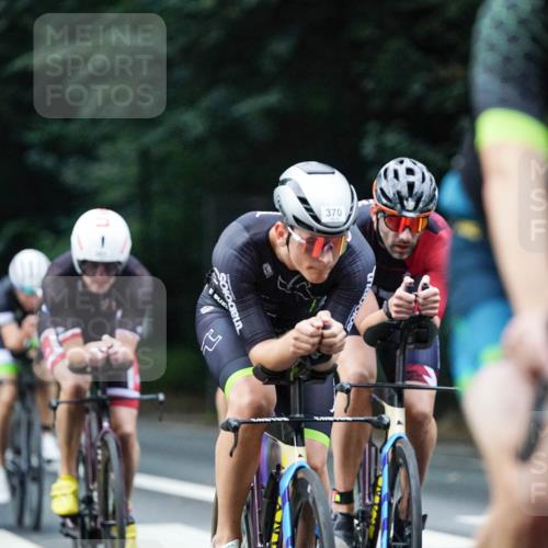 14.09.2025 - Stadtparktriathlon Michael Burmester http://msf.ph/oto/8907591 14.09.2025 09:20:32 Radfahren 301, 318, 326, 340, 345, 346, 347, 359, 363, 370, 371, 373, 377, 381, 389, 445, 448 meine-sportfotos.de