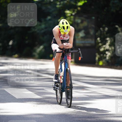 14.09.2025 - Stadtparktriathlon Michael Burmester http://msf.ph/oto/8907604 14.09.2025 13:43:32 Radfahren 1455, 1552 meine-sportfotos.de