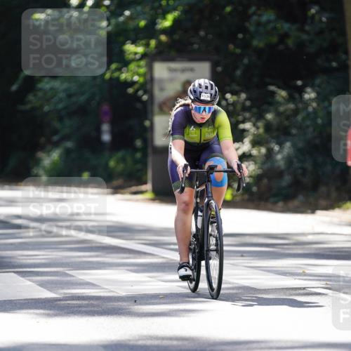 14.09.2025 - Stadtparktriathlon Michael Burmester http://msf.ph/oto/8907610 14.09.2025 13:43:41 Radfahren 1474, 1527, 1529, 1536, 1547, 1553 meine-sportfotos.de