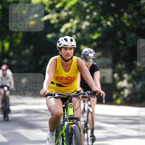 14.09.2025 - Stadtparktriathlon Michael Burmester http://msf.ph/oto/8907623 14.09.2025 13:43:45 Radfahren 1474, 1527, 1529, 1536, 1547, 1553 meine-sportfotos.de