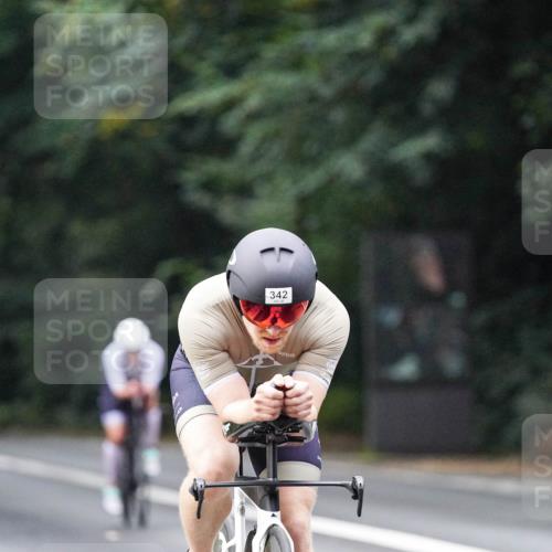 14.09.2025 - Stadtparktriathlon Michael Burmester http://msf.ph/oto/8907639 14.09.2025 09:21:05 Radfahren 342, 380, 401, 404, 473, 500 meine-sportfotos.de