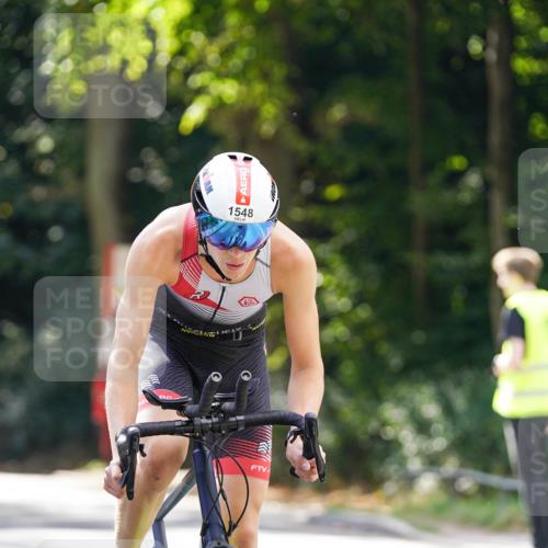 14.09.2025 - Stadtparktriathlon Michael Burmester http://msf.ph/oto/8907649 14.09.2025 13:44:20 Radfahren 1525, 1548 meine-sportfotos.de