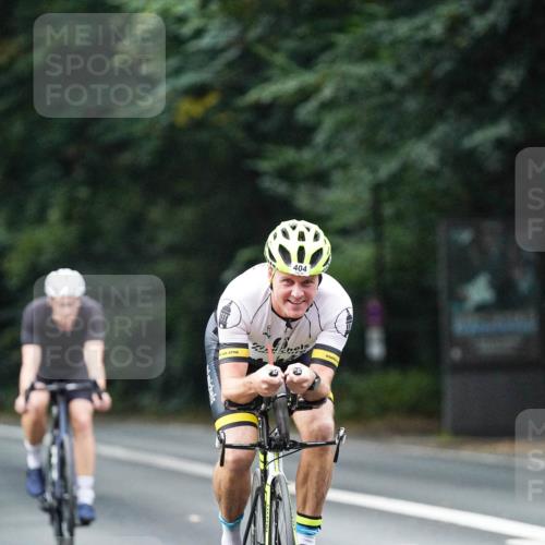 14.09.2025 - Stadtparktriathlon Michael Burmester http://msf.ph/oto/8907654 14.09.2025 09:21:08 Radfahren 339, 342, 380, 401, 404, 473, 500 meine-sportfotos.de
