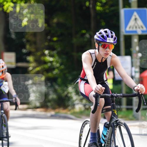 14.09.2025 - Stadtparktriathlon Michael Burmester http://msf.ph/oto/8907661 14.09.2025 13:44:34 Radfahren 1630, 1637, 1638, 1639, 1646, 1647, 1661, 1673, 1677 meine-sportfotos.de