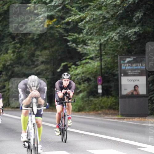 14.09.2025 - Stadtparktriathlon Michael Burmester http://msf.ph/oto/8907700 14.09.2025 09:21:40 Radfahren 365, 383, 393, 400, 450 meine-sportfotos.de