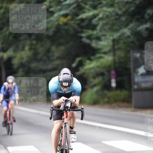 14.09.2025 - Stadtparktriathlon Michael Burmester http://msf.ph/oto/8907726 14.09.2025 09:21:51 Radfahren 337, 354, 357, 430, 458, 504 meine-sportfotos.de