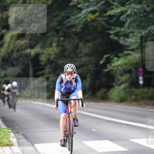 14.09.2025 - Stadtparktriathlon Michael Burmester http://msf.ph/oto/8907730 14.09.2025 09:21:53 Radfahren 337, 354, 357, 430, 451, 458, 504 meine-sportfotos.de