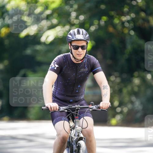 14.09.2025 - Stadtparktriathlon Michael Burmester http://msf.ph/oto/8907739 14.09.2025 13:45:12 Radfahren 1623, 1640, 1649, 1653, 1686 meine-sportfotos.de