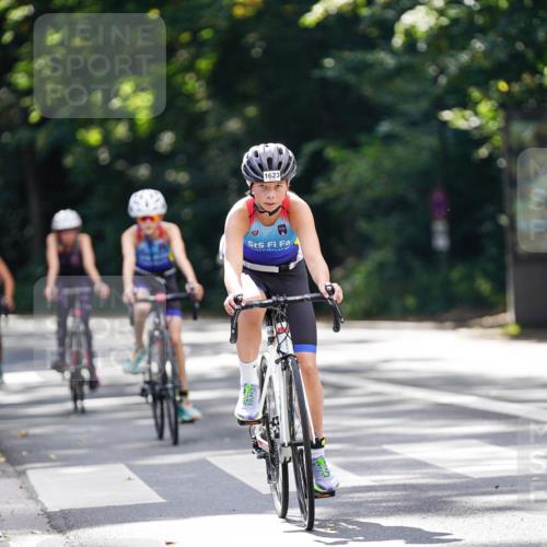 14.09.2025 - Stadtparktriathlon Michael Burmester http://msf.ph/oto/8907745 14.09.2025 13:45:15 Radfahren 1623, 1640, 1649, 1653, 1686 meine-sportfotos.de