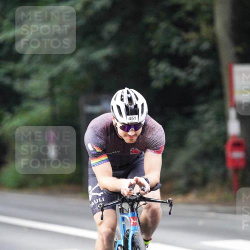 14.09.2025 - Stadtparktriathlon Michael Burmester http://msf.ph/oto/8907747 14.09.2025 09:22:00 Radfahren 354, 357, 410, 451, 458 meine-sportfotos.de