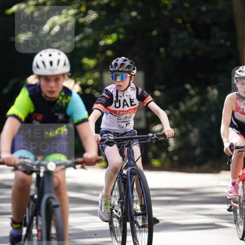 14.09.2025 - Stadtparktriathlon Michael Burmester http://msf.ph/oto/8907784 14.09.2025 13:45:30 Radfahren 1625, 1632, 1634, 1641, 1643, 1645, 1680, 1688 meine-sportfotos.de