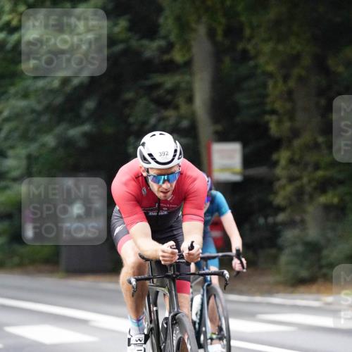 14.09.2025 - Stadtparktriathlon Michael Burmester http://msf.ph/oto/8907787 14.09.2025 09:22:21 Radfahren 311, 348, 361, 367, 392, 398, 413, 414, 432, 487 meine-sportfotos.de
