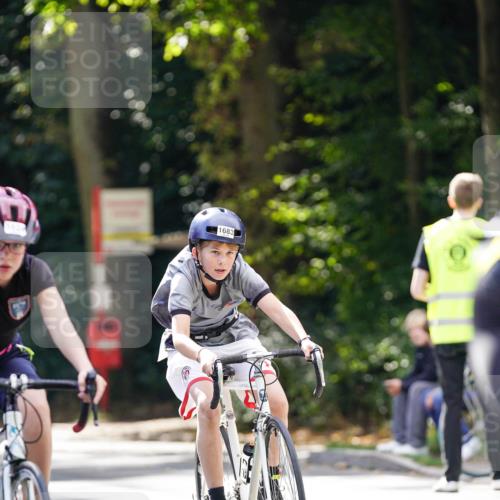 14.09.2025 - Stadtparktriathlon Michael Burmester http://msf.ph/oto/8907798 14.09.2025 13:45:39 Radfahren 1622, 1624, 1628, 1641, 1665, 1676, 1683, 1689 meine-sportfotos.de
