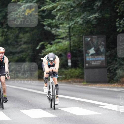 14.09.2025 - Stadtparktriathlon Michael Burmester http://msf.ph/oto/8907806 14.09.2025 09:22:32 Radfahren 367, 376, 418, 435, 437, 466 meine-sportfotos.de