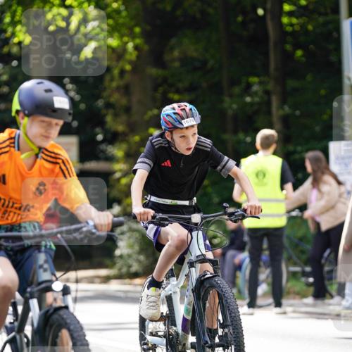 14.09.2025 - Stadtparktriathlon Michael Burmester http://msf.ph/oto/8907814 14.09.2025 13:45:45 Radfahren 1622, 1624, 1628, 1665, 1675, 1676, 1683, 1689 meine-sportfotos.de