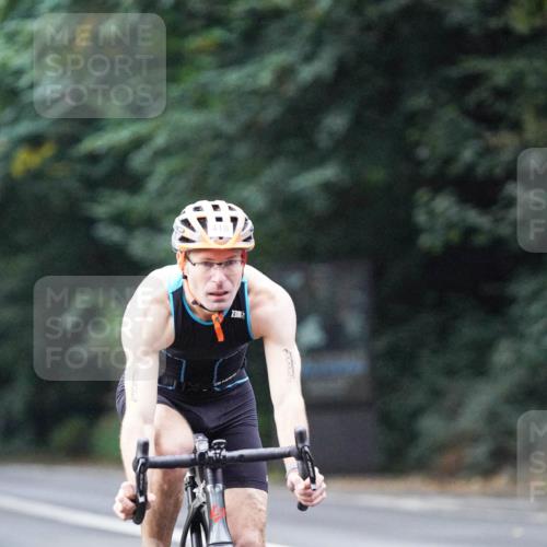 14.09.2025 - Stadtparktriathlon Michael Burmester http://msf.ph/oto/8907815 14.09.2025 09:22:34 Radfahren 367, 376, 418, 435, 437, 466 meine-sportfotos.de