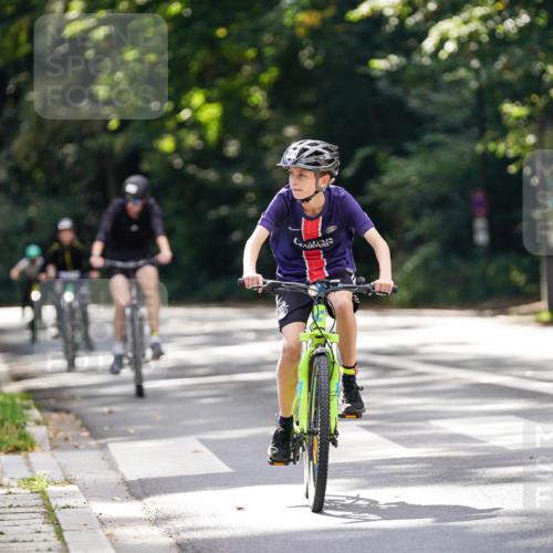 14.09.2025 - Stadtparktriathlon Michael Burmester http://msf.ph/oto/8907828 14.09.2025 13:45:57 Radfahren 1549, 1572, 1654, 1660, 1674 meine-sportfotos.de