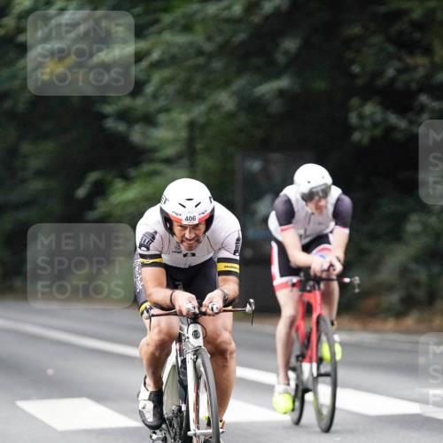 14.09.2025 - Stadtparktriathlon Michael Burmester http://msf.ph/oto/8907838 14.09.2025 09:22:48 Radfahren 328, 372, 406 meine-sportfotos.de