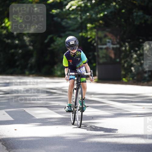 14.09.2025 - Stadtparktriathlon Michael Burmester http://msf.ph/oto/8907862 14.09.2025 13:47:10 Radfahren 1666 meine-sportfotos.de