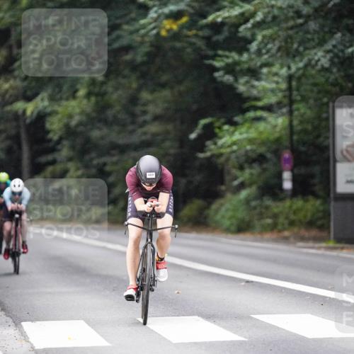 14.09.2025 - Stadtparktriathlon Michael Burmester http://msf.ph/oto/8907865 14.09.2025 09:23:07 Radfahren 336, 434, 446, 460, 462, 484, 501 meine-sportfotos.de