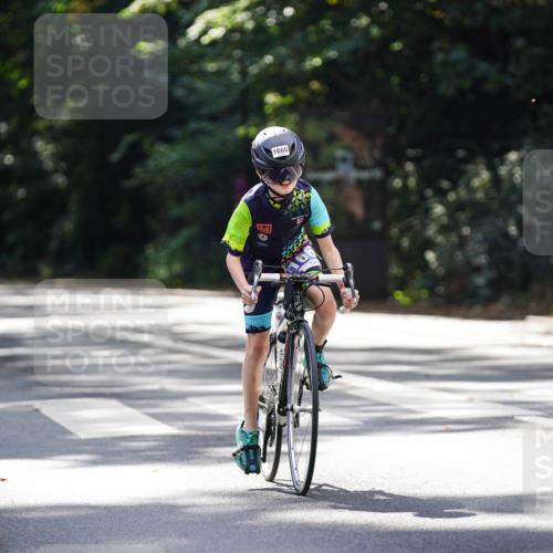 14.09.2025 - Stadtparktriathlon Michael Burmester http://msf.ph/oto/8907866 14.09.2025 13:47:10 Radfahren 1666 meine-sportfotos.de