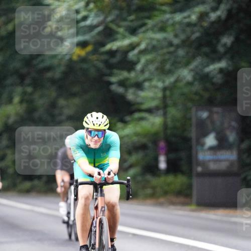 14.09.2025 - Stadtparktriathlon Michael Burmester http://msf.ph/oto/8907879 14.09.2025 09:23:11 Radfahren 312, 402, 408, 416, 434, 446, 460, 484, 501 meine-sportfotos.de
