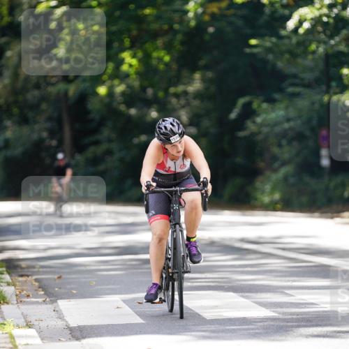14.09.2025 - Stadtparktriathlon Michael Burmester http://msf.ph/oto/8907886 14.09.2025 13:48:08 Radfahren 1539 meine-sportfotos.de