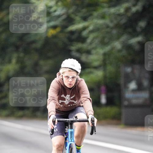 14.09.2025 - Stadtparktriathlon Michael Burmester http://msf.ph/oto/8907888 14.09.2025 09:23:14 Radfahren 312, 402, 408, 416, 434, 446, 484, 501 meine-sportfotos.de
