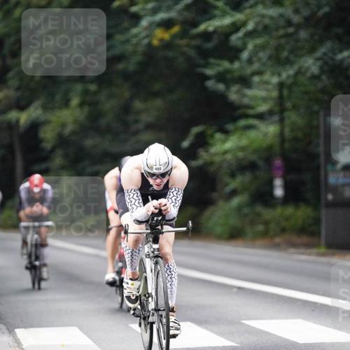 14.09.2025 - Stadtparktriathlon Michael Burmester http://msf.ph/oto/8907892 14.09.2025 09:23:16 Radfahren 312, 402, 408, 416, 434, 446, 484, 501 meine-sportfotos.de