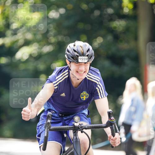 14.09.2025 - Stadtparktriathlon Michael Burmester http://msf.ph/oto/8907914 14.09.2025 13:49:23 Radfahren 1559 meine-sportfotos.de