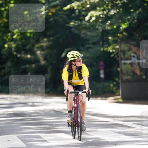 14.09.2025 - Stadtparktriathlon Michael Burmester http://msf.ph/oto/8907936 14.09.2025 13:50:55 Radfahren 1535 meine-sportfotos.de