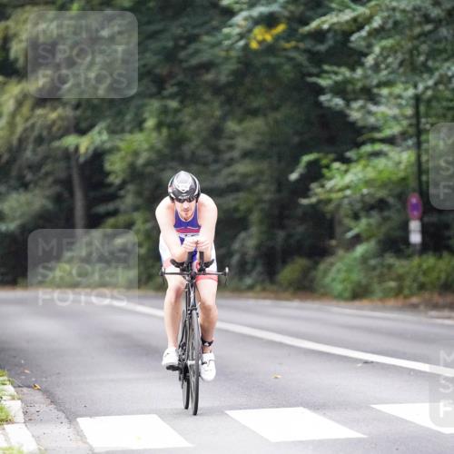 14.09.2025 - Stadtparktriathlon Michael Burmester http://msf.ph/oto/8907962 14.09.2025 09:24:05 Radfahren 391, 412 meine-sportfotos.de