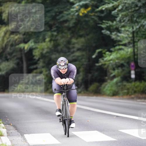 14.09.2025 - Stadtparktriathlon Michael Burmester http://msf.ph/oto/8907966 14.09.2025 09:24:19 Radfahren 421 meine-sportfotos.de