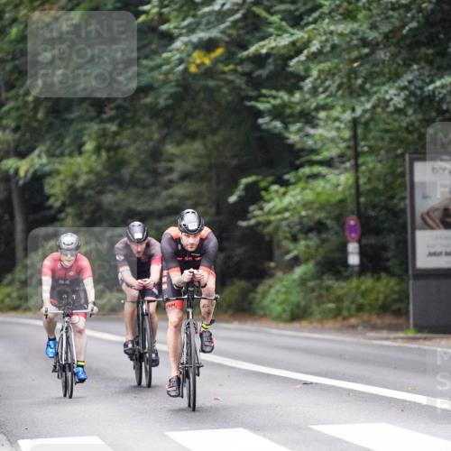 14.09.2025 - Stadtparktriathlon Michael Burmester http://msf.ph/oto/8907972 14.09.2025 09:24:29 Radfahren 317, 378, 465, 476 meine-sportfotos.de