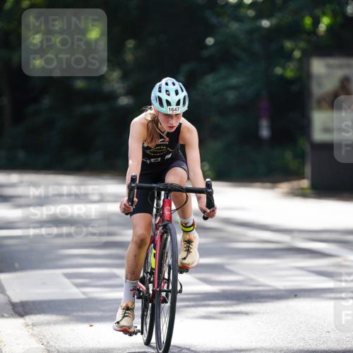 14.09.2025 - Stadtparktriathlon Michael Burmester http://msf.ph/oto/8907983 14.09.2025 13:52:02 Radfahren 1527, 1646, 1647, 1691 meine-sportfotos.de