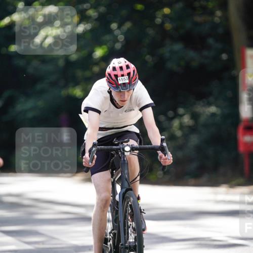 14.09.2025 - Stadtparktriathlon Michael Burmester http://msf.ph/oto/8908019 14.09.2025 13:52:40 Radfahren 1534, 1553, 1650, 1661, 1662, 1663 meine-sportfotos.de