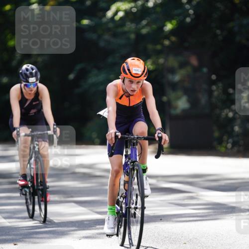 14.09.2025 - Stadtparktriathlon Michael Burmester http://msf.ph/oto/8908025 14.09.2025 13:52:40 Radfahren 1534, 1553, 1650, 1661, 1662, 1663 meine-sportfotos.de