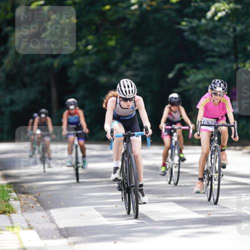 14.09.2025 - Stadtparktriathlon Michael Burmester http://msf.ph/oto/8908032 14.09.2025 13:52:54 Radfahren 1623, 1627, 1644, 1656, 1671, 1679 meine-sportfotos.de
