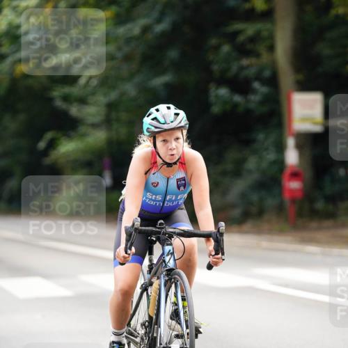 14.09.2025 - Stadtparktriathlon Michael Burmester http://msf.ph/oto/8908096 14.09.2025 13:54:05 Radfahren 1622, 1641 meine-sportfotos.de