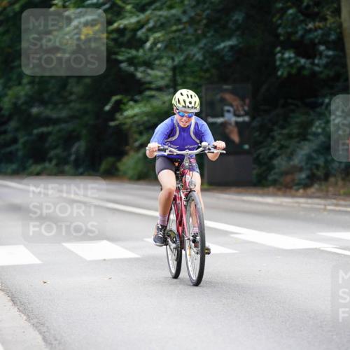 14.09.2025 - Stadtparktriathlon Michael Burmester http://msf.ph/oto/8908103 14.09.2025 13:54:07 Radfahren 1529, 1622, 1641 meine-sportfotos.de